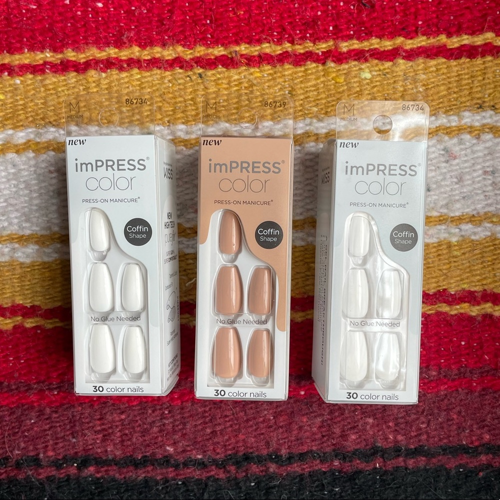 imPRESS Press On Nails Medium Coffin White Latte